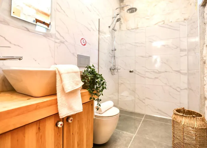 Kandybos Eco Farm Village