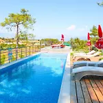Hotel Kandybos Eco Farm Village