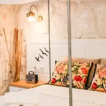 Hotel Kandybos Eco Farm Village