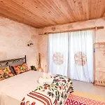 Kandybos Eco Farm Village *