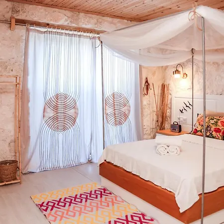 فندق Kandybos Eco Farm Village *