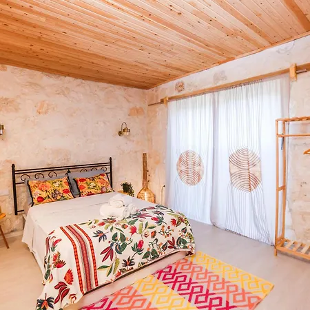Kandybos Eco Farm Village Otel Kaş