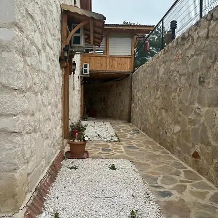 Kandybos Eco Farm Village فندق