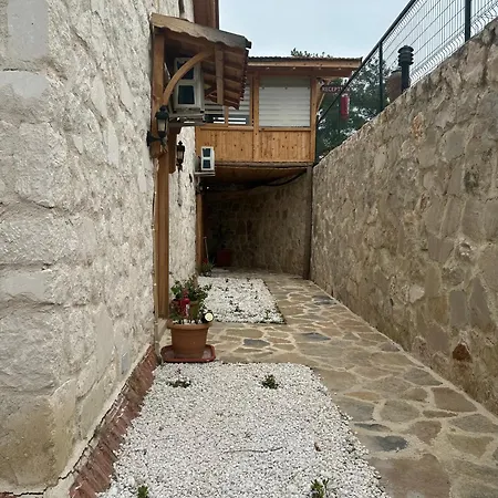 Kandybos Eco Farm Village فندق *